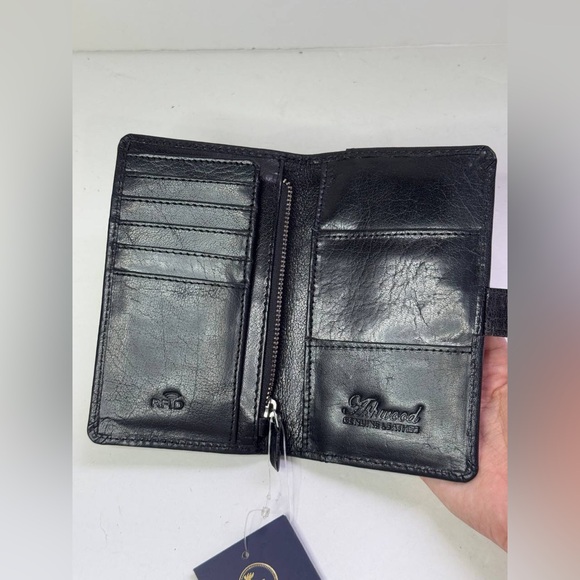 Ashwood Leather Men’s Bifold Wallet - Picture 3 of 12